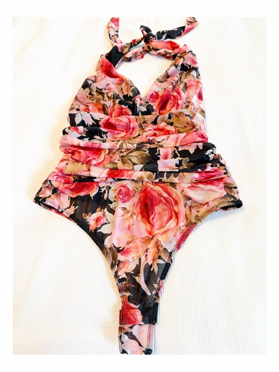 Lulus Tops - Lulu Floral Ruched Waist Bodysuit Size Small NWT